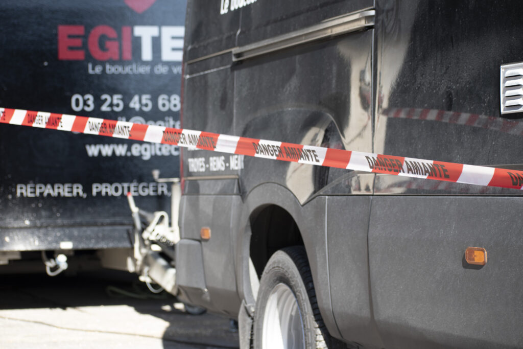 Intervention en amiante chez egitec